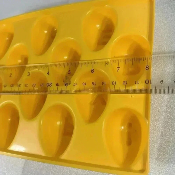 JELLO Jiggler Mold for Easter Eggs- spells out Happy Easter - Picture 5 of 5